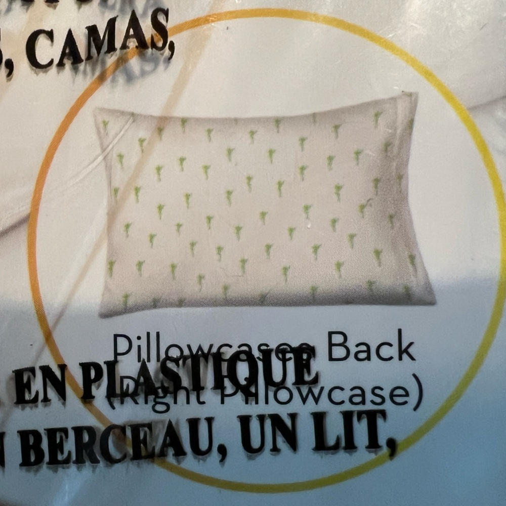 Disney TinkerBell 2 Piece Satin Pillowcase Set-NEW - Picture 5 of 6